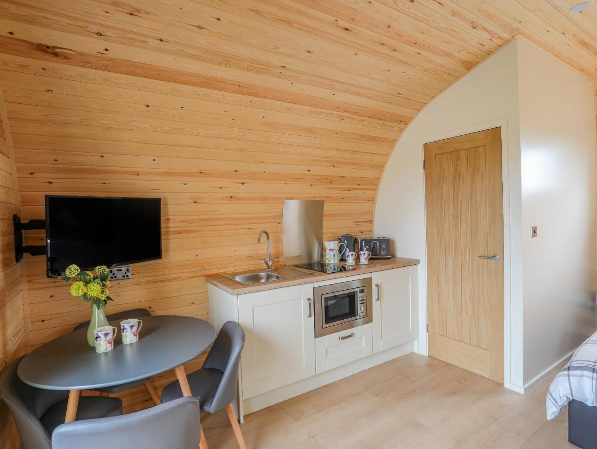 Caban Cariad Holyhead Exterior photo